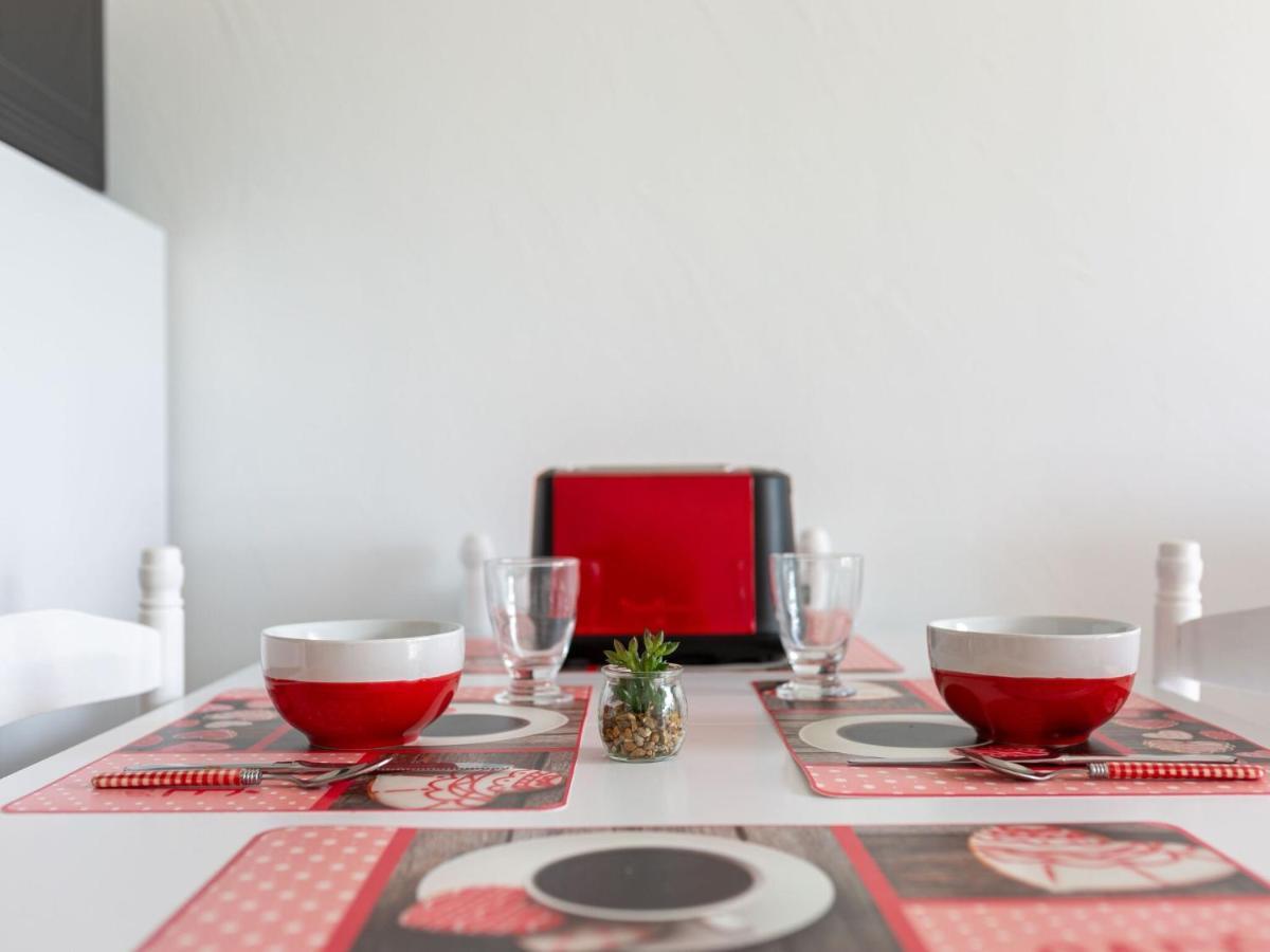 Simplistic In With Garden *
